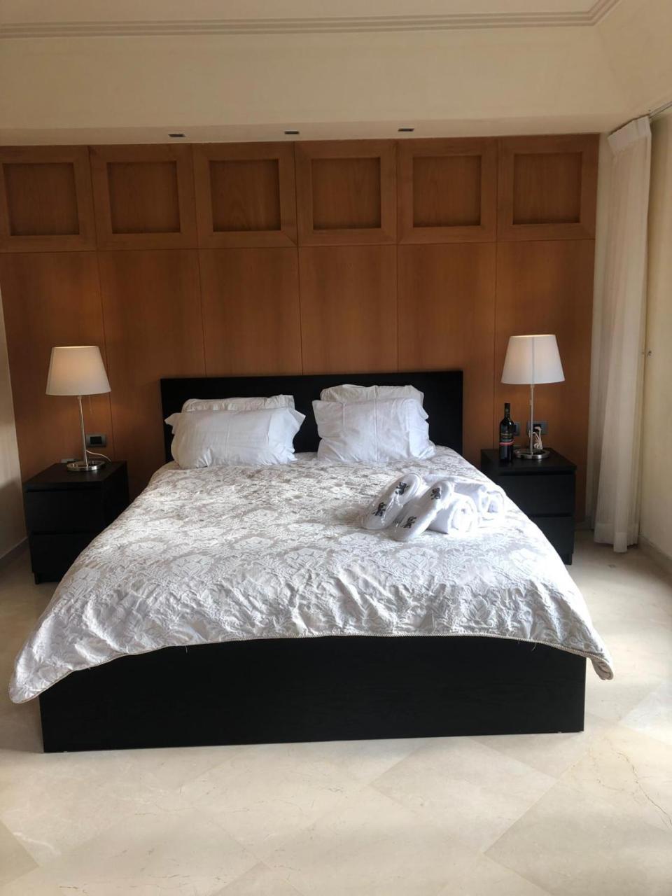 Chung cư 120 m² 2 phòng ngủ, 2 phòng tắm riêng ở Mamilla / King David Jerusalem Ngoại thất bức ảnh