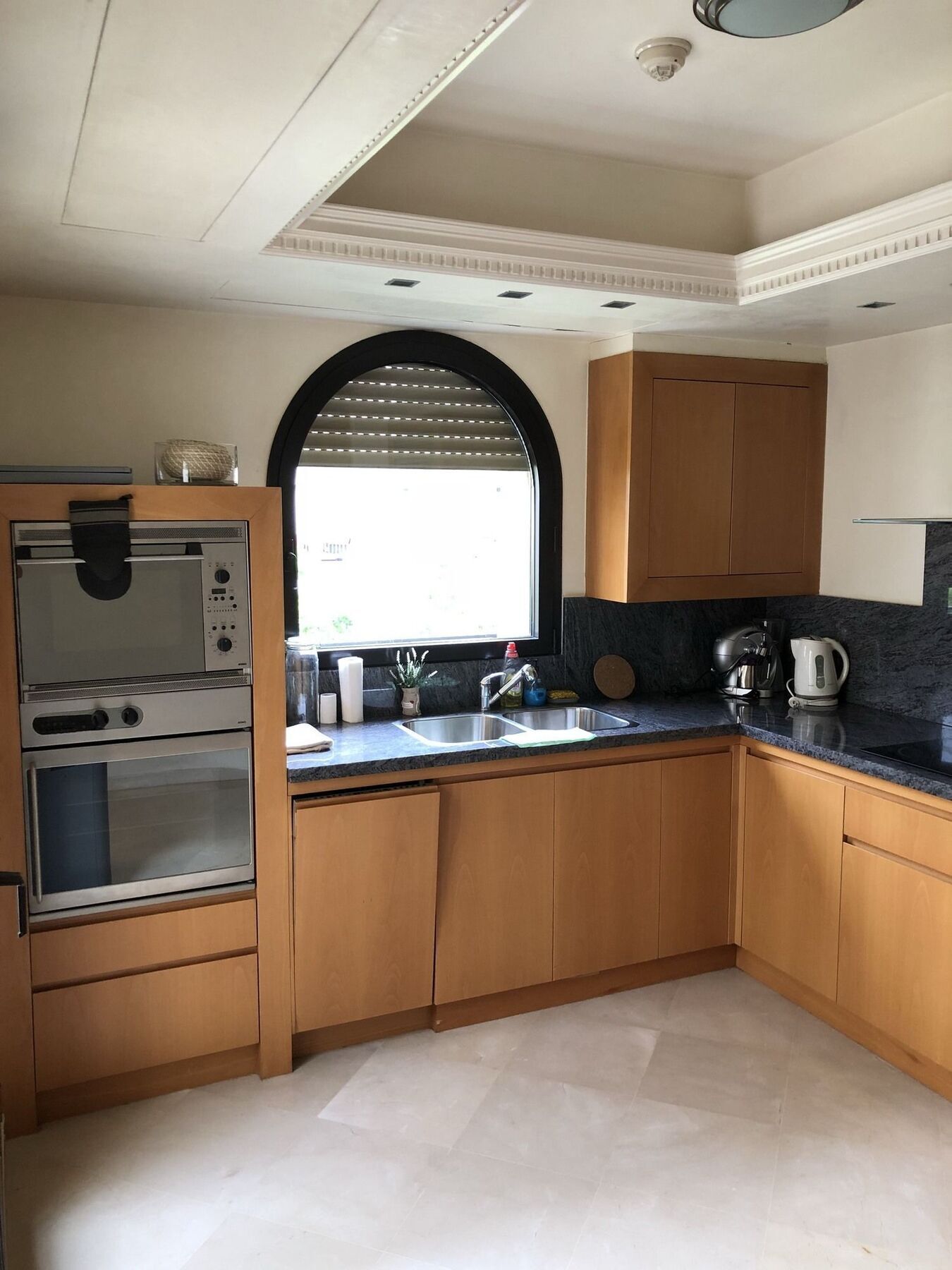 Chung cư 120 m² 2 phòng ngủ, 2 phòng tắm riêng ở Mamilla / King David Jerusalem Ngoại thất bức ảnh