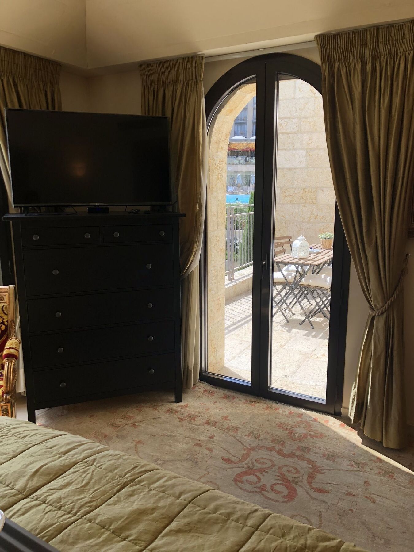 Chung cư 120 m² 2 phòng ngủ, 2 phòng tắm riêng ở Mamilla / King David Jerusalem Ngoại thất bức ảnh
